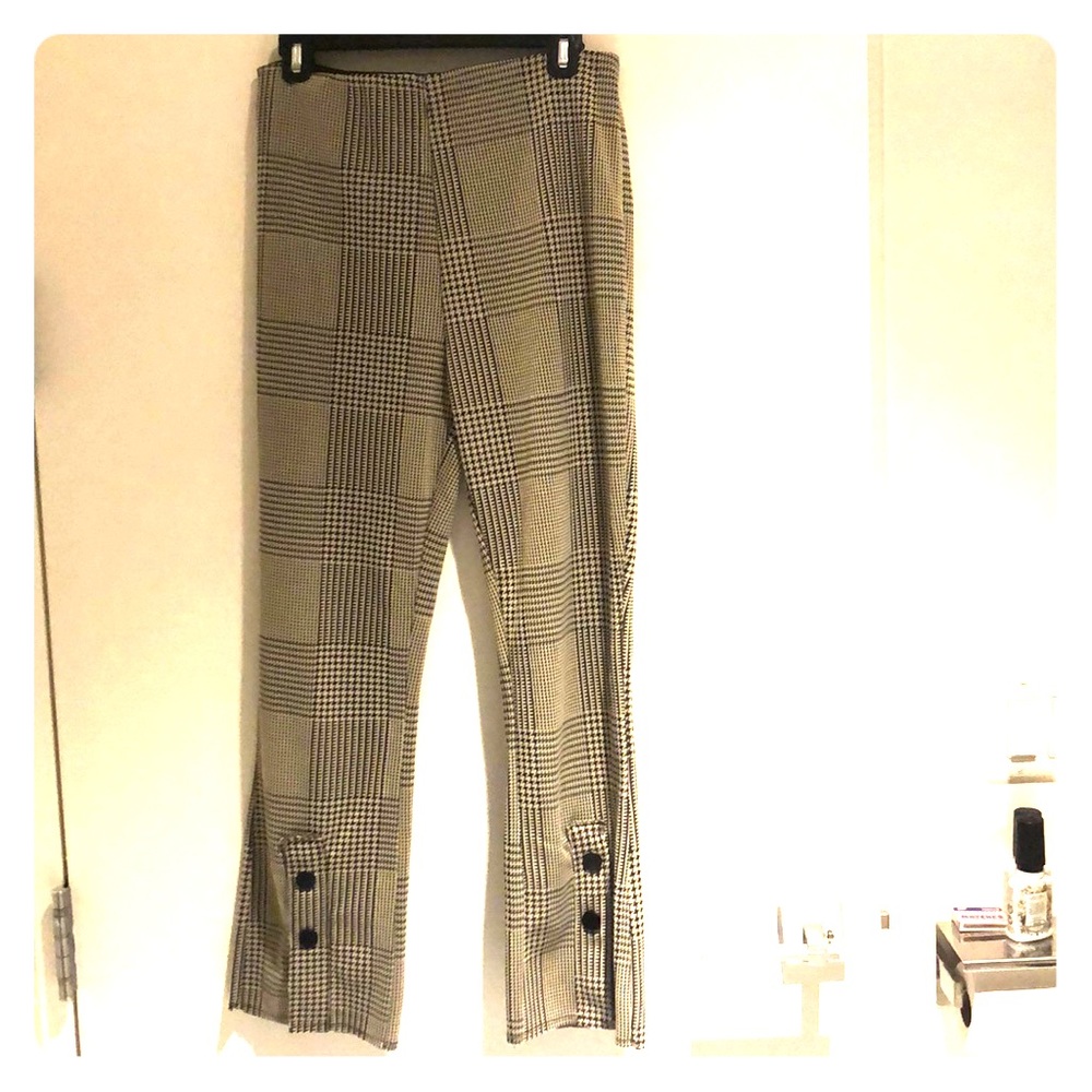 Barely worn ZARA pants